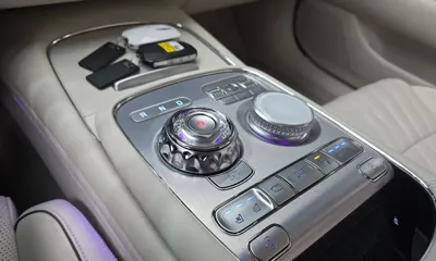 Genesis G90 2023, 35540 км, за 46540.63 USD - фото 9