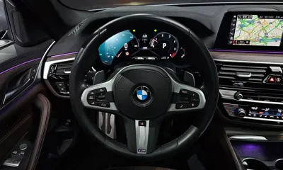 BMW 5-Series 2019, 58760 км, за 20802.18 USD - фото 12