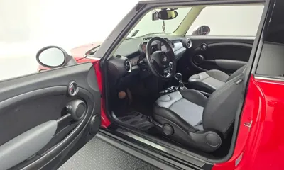 MINI Cooper 2012, 66159 км, за 3413.42 USD - фото 10