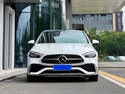 Mercedes-Benz C-Class 2024, 19000 км, за 29399.08 USD