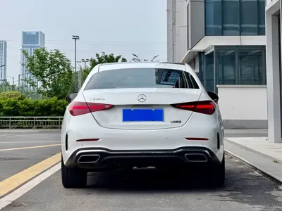 Mercedes-Benz C-Class 2024, 19000 км, за 29399.08 USD
