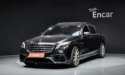 Mercedes-Benz S-Class · 2015 год