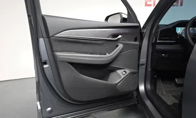 Renault-KoreaSamsung Grand Koleos 2025, 20453 км, за 21907.29 USD - фото 24