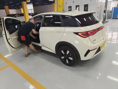 BYD Dolphin 2025, 13000 км, за 11480.1 USD