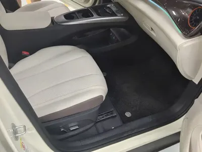 BYD Dolphin 2025, 13000 км, за 11480.1 USD