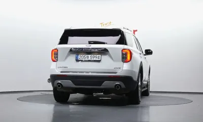 Ford Explorer 2021, 79141 км, за 13976.46 USD