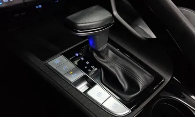 Hyundai Avante 2024, 61703 км, за 11881.32 USD - фото 9