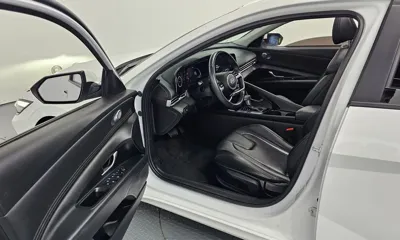 Hyundai Avante 2024, 61703 км, за 11881.32 USD - фото 10