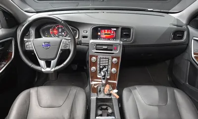 Volvo S60 2018, 124825 км, за 5579.62 USD - фото 7