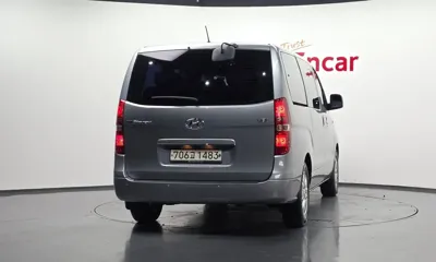 Hyundai Starex 2019, 67391 км, за 11567.96 USD