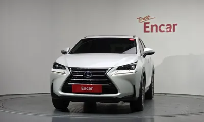 Lexus NX 2015, 49083 км, за 17001.44 USD