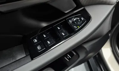 BMW 5-Series 2026, 14761 км, за 64714.48 USD - фото 15