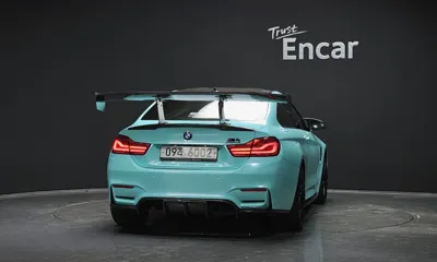 BMW M4 2018, 93900 км, за 31648.49 USD