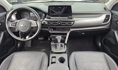 Kia Seltos 2022, 96896 км, за 10939.63 USD - фото 7