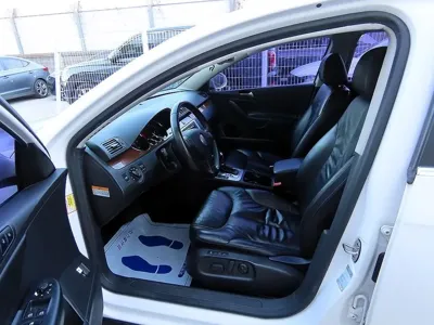 Volkswagen Passat 2009, 281623 км, за 1563.52 USD