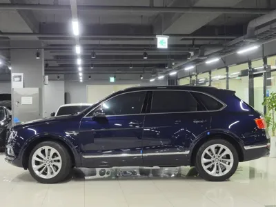 Bentley Bentayga 2020, 28700 км, за 105054.5 USD
