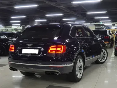 Bentley Bentayga 2020, 28700 км, за 105054.5 USD