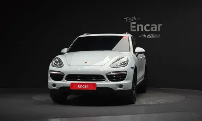 Porsche Cayenne 2014, 143420 км, за 12119.2 USD