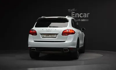 Porsche Cayenne 2014, 143420 км, за 12119.2 USD