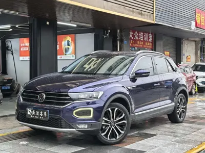 Volkswagen T-Roc · 2021 год