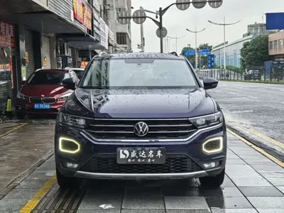 Volkswagen T-Roc 2021, 50000 км, за 9564.26 USD