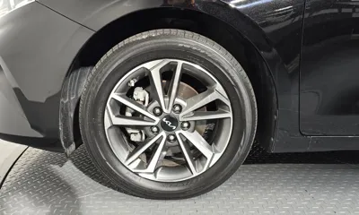 Kia K3 2023, 28762 км, за 12156.27 USD