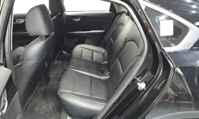 Kia K3 2023, 28762 км, за 12156.27 USD - фото 11