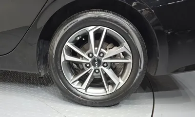Kia K3 2023, 28762 км, за 12156.27 USD - фото 21