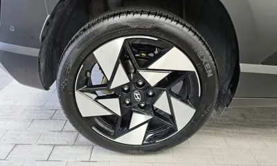 Hyundai Kona 2023, 20044 км, за 17615.88 USD