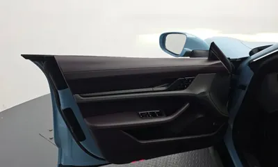 Porsche Taycan 2021, 31439 км, за 64329.79 USD - фото 24