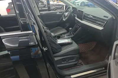 Volkswagen Tiguan L 2023, 22000 км, за 20074 USD