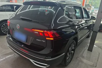 Volkswagen Tiguan L 2023, 22000 км, за 20074 USD - фото 15
