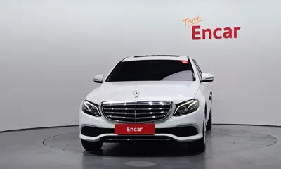 Mercedes-Benz E-Class 2019, 118641 км, за 13514.91 USD