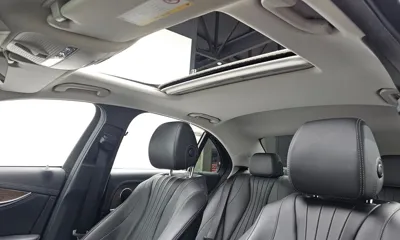 Mercedes-Benz E-Class 2019, 118641 км, за 13453.71 USD - фото 17