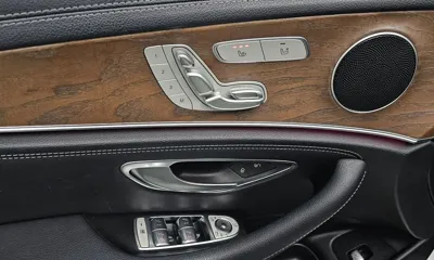 Mercedes-Benz E-Class 2019, 118641 км, за 13453.71 USD - фото 18