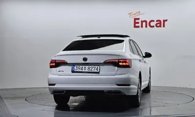 Volkswagen Jetta 2020, 43081 км, за 14311.75 USD