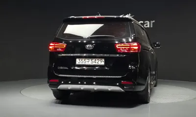 Kia Canival 2019, 96059 км, за 10043.32 USD