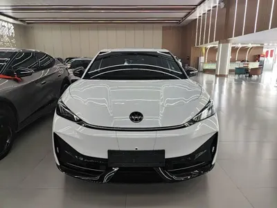 Volkswagen 06 2025, 24800 км, за 16980.1 USD