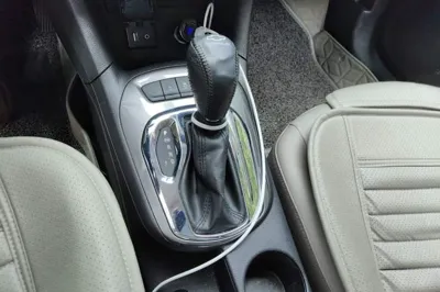 Chevrolet Cruze 2015, 90800 км, за 5154 USD - фото 13