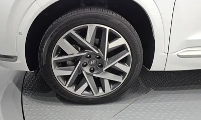 Hyundai Santafe 2022, 68967 км, за 18558.3 USD