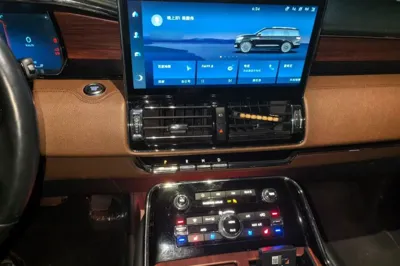 Lincoln Navigator 2022, 114200 км, за 71748 USD - фото 12