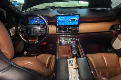 Lincoln Navigator 2022, 114200 км, за 71748 USD - фото 18