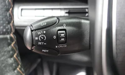 Peugeot 3008 2020, 120876 км, за 10097.73 USD - фото 16