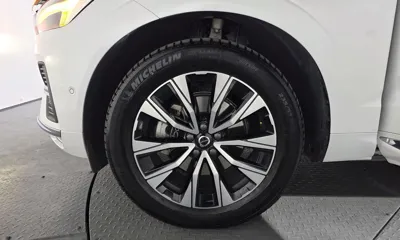 Volvo XC60 2023, 29579 км, за 30723.48 USD