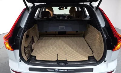 Volvo XC60 2023, 29579 км, за 30523.83 USD - фото 21