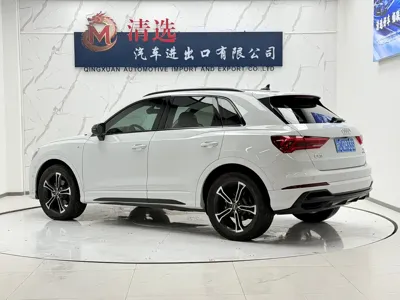 Audi Q3 2022, 15000 км, за 29251.93 USD