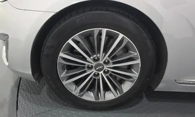 Genesis EQ900 2016, 117870 км, за 11093.61 USD