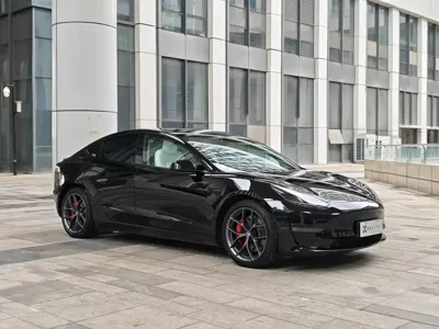 Tesla Model 3 2021, 75500 км, за 20150.43 USD