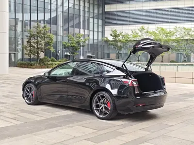 Tesla Model 3 2021, 75500 км, за 20150.43 USD - фото 10
