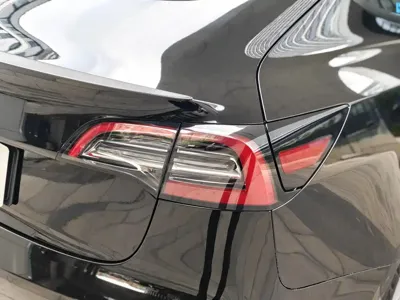 Tesla Model 3 2021, 75500 км, за 20150.43 USD - фото 14